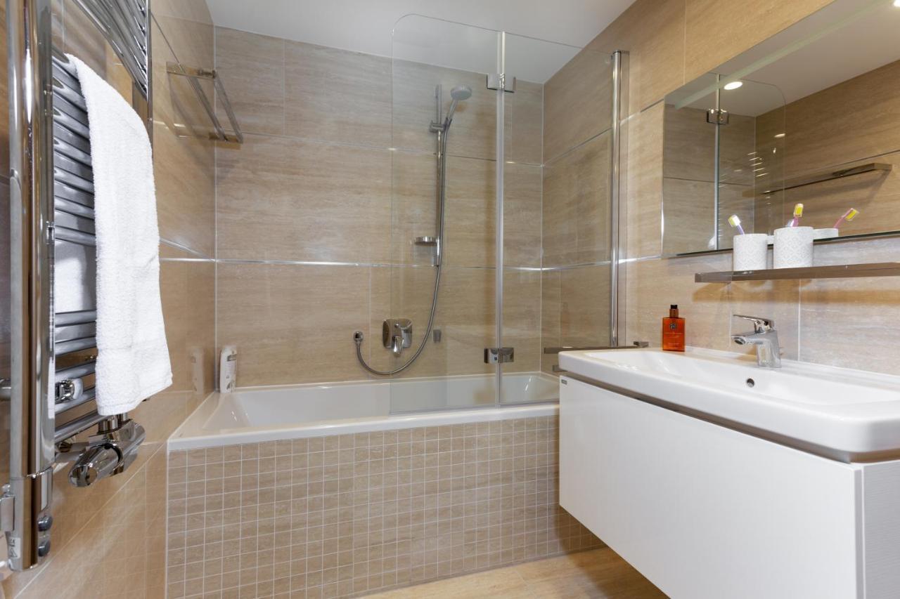 Days - Luxurious In Trendy Zizkov Apartamento